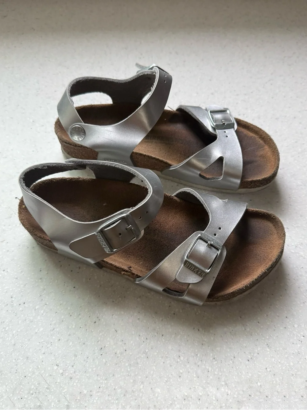 Birkenstock Kids Metallic Silver Double Buckle Ankle-Strap Sandals size 13-13.5